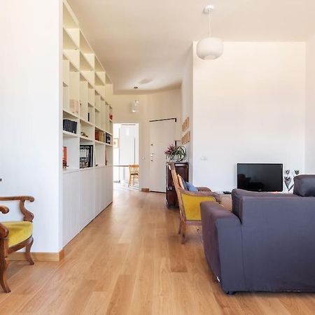 Apartamento Elegante Bilocale San Calocero Milán Exterior foto
