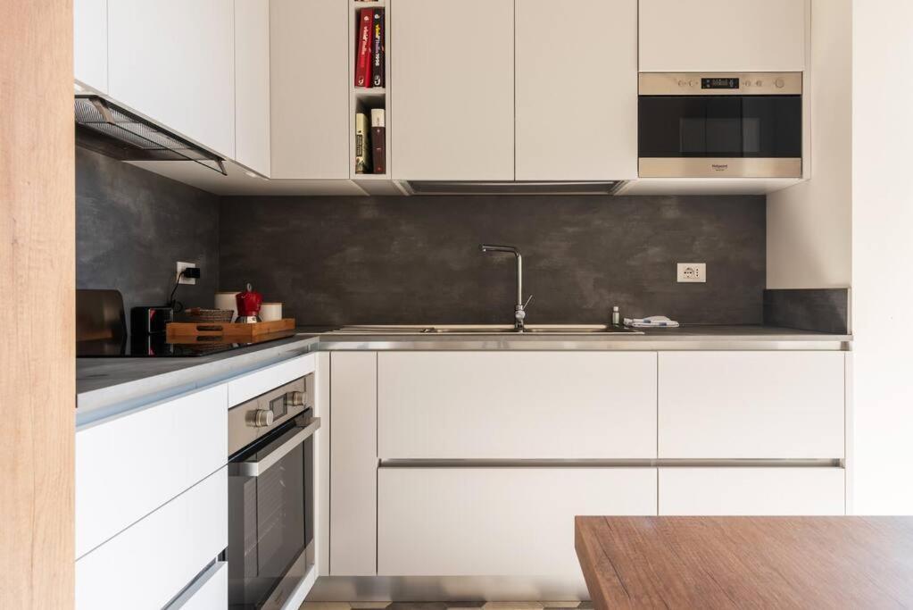 Apartamento Elegante Bilocale San Calocero Milán Exterior foto