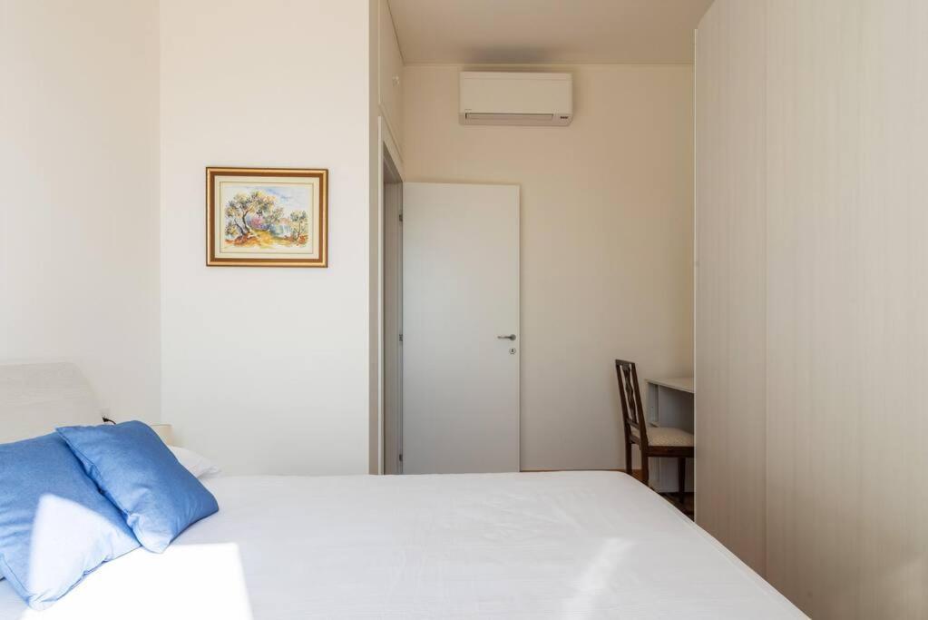 Apartamento Elegante Bilocale San Calocero Milán Exterior foto